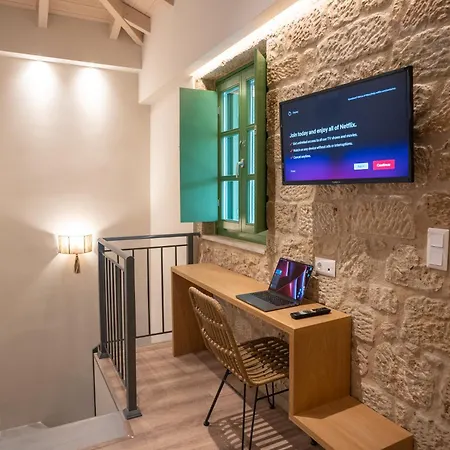 Olvio קרדמילי