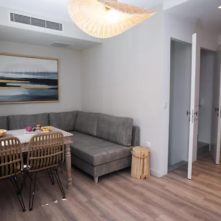 Olvio Apartahotel 4*