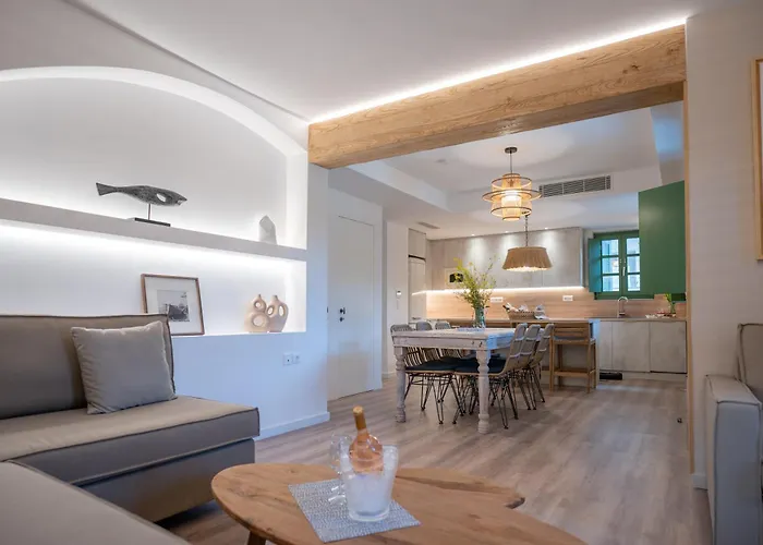 Olvio Aparthotel 4*
