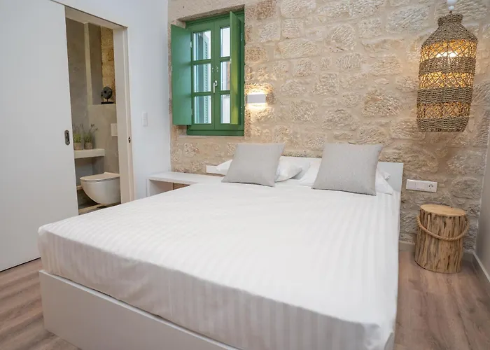 Olvio Aparthotel 4*