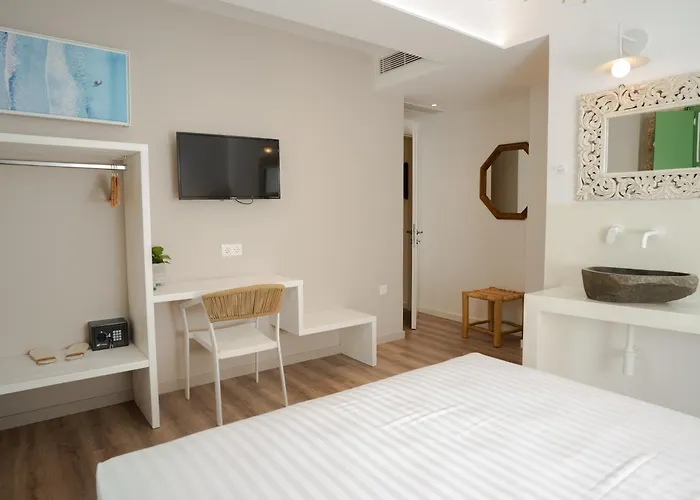 Olvio Aparthotel Kardhamili